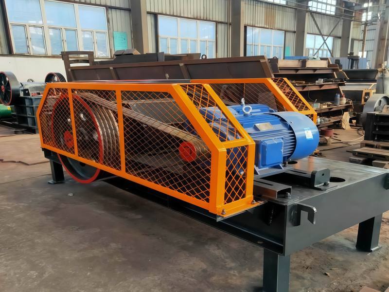 Double Roll Crusher Photo