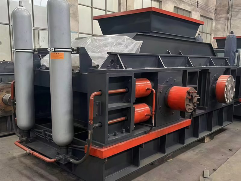 Double Roll Crusher Photo